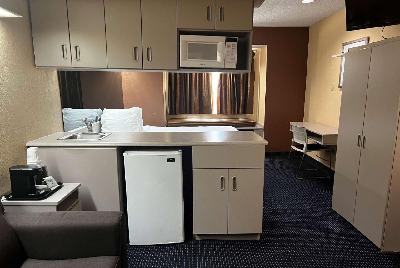 Microtel Inn & Suites By Wyndham Houston/Webster/Nasa/Clearlake Nassau Bay Eksteriør bilde